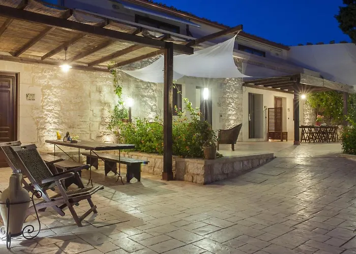 Casa Galo' - Pool & Tennis-gelso Апартаменты *